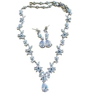 Regency Style Necklace Earrings set crystal silver VTG Bridal Jeweled High end